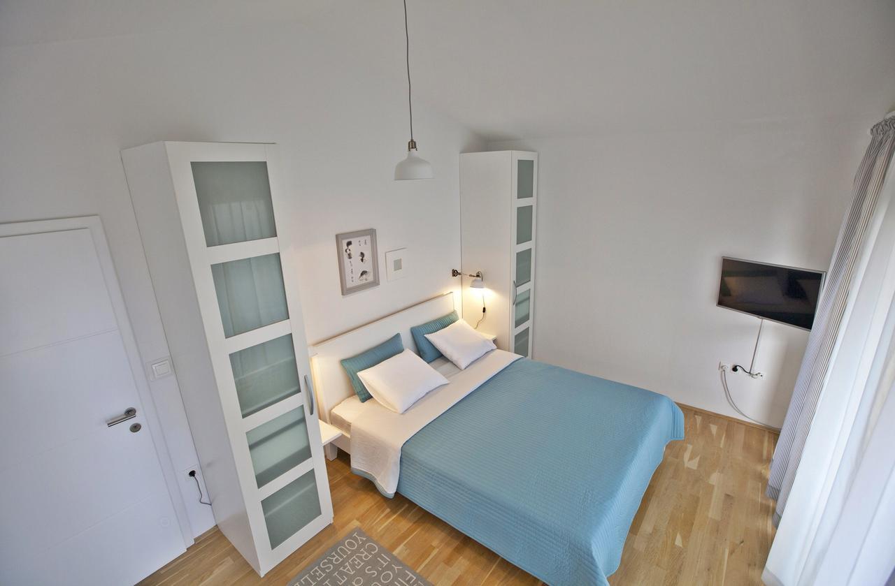 Apartments Roses Stobreč Exterior foto